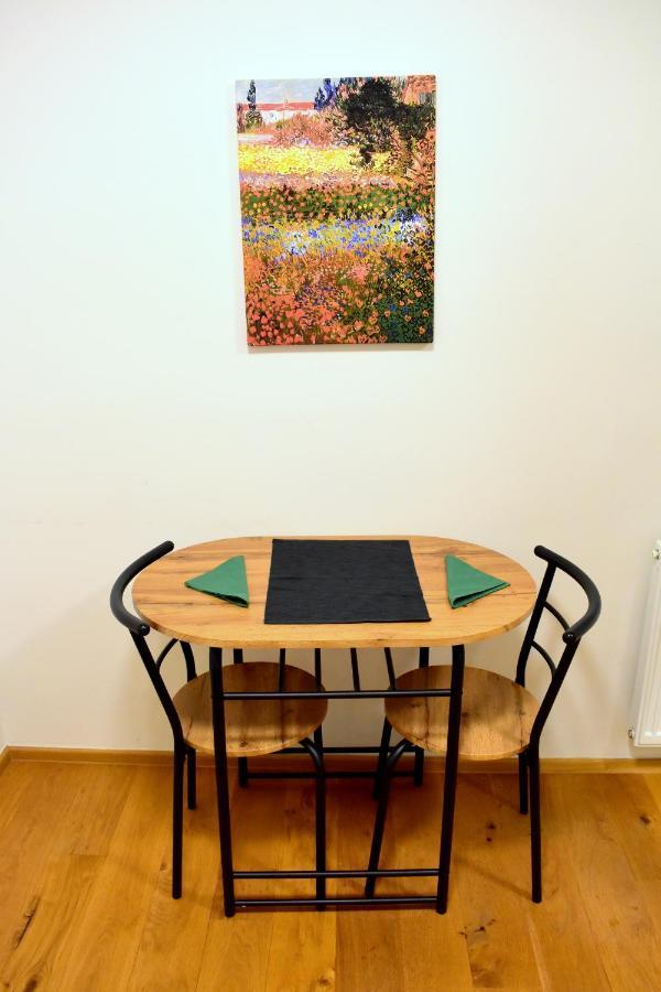 Airstay Apartment: Grebovka Appartamento Praga